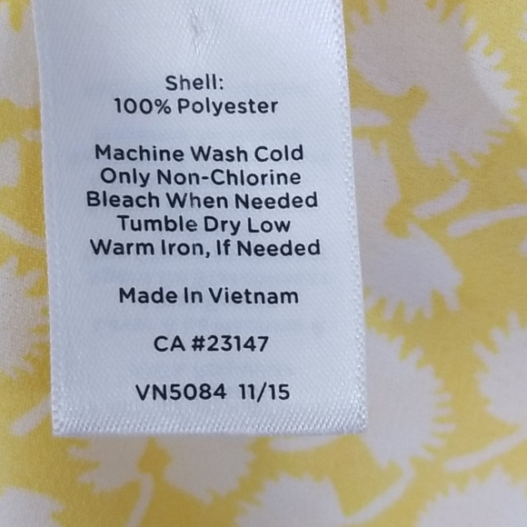 🎉HP🎉Talbots Yellow and White Printed Top - Picture 6 of 7